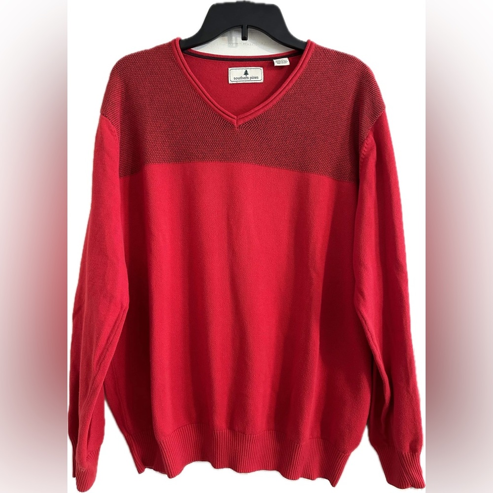 EUC Southern Pines V-neck sweater with contrasting collar/neck on front, cotton